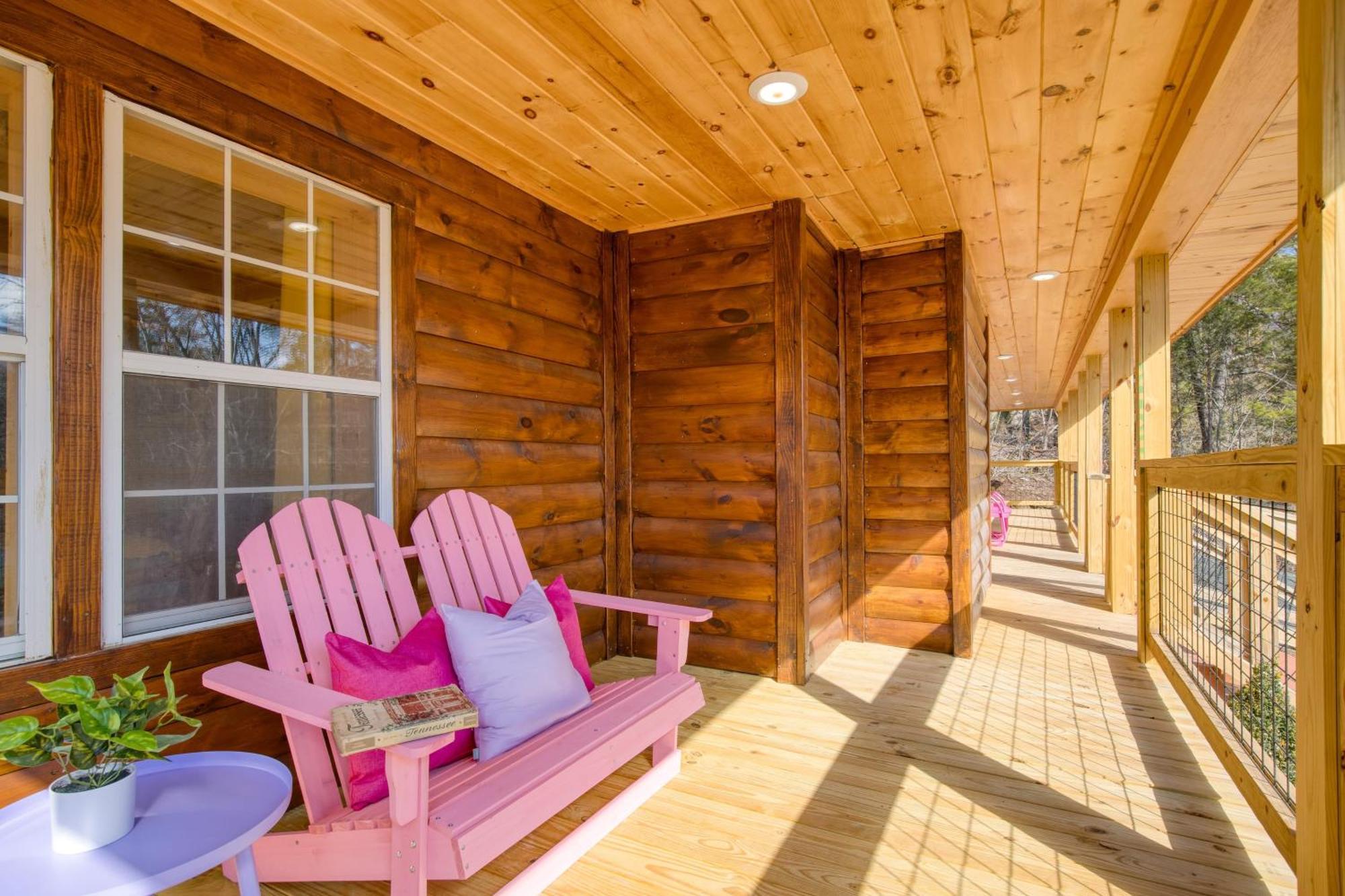 פיג'ן פורג' Pink Pines Avantstay Luxury Aesthetic Dream Home Indoor Pool Hot Tub מראה חיצוני תמונה